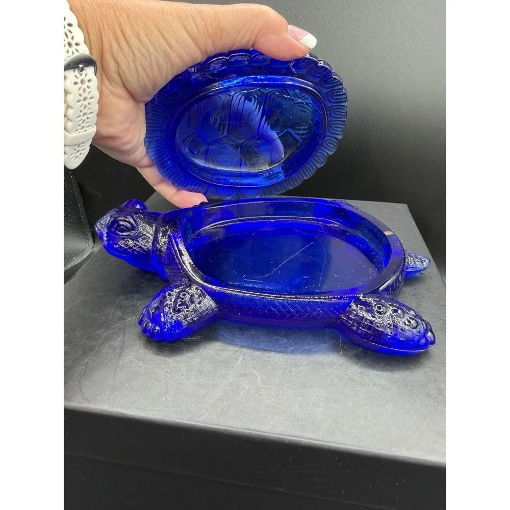 Vintage Cobalt Blue Presser Glass Turtle Trinket Box/ Ring Dish